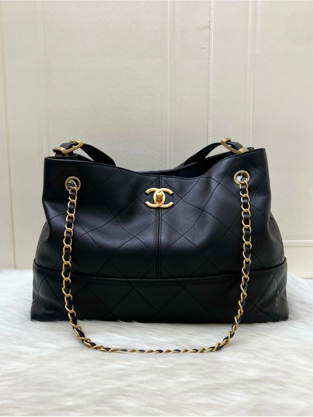CHANEL Black Quilted Leather Shoulder Hobo with Gold Chain Strap